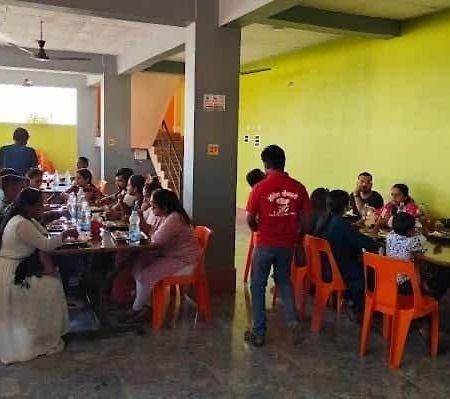 Hotel Vaishnavi Bhadji Kültér fotó